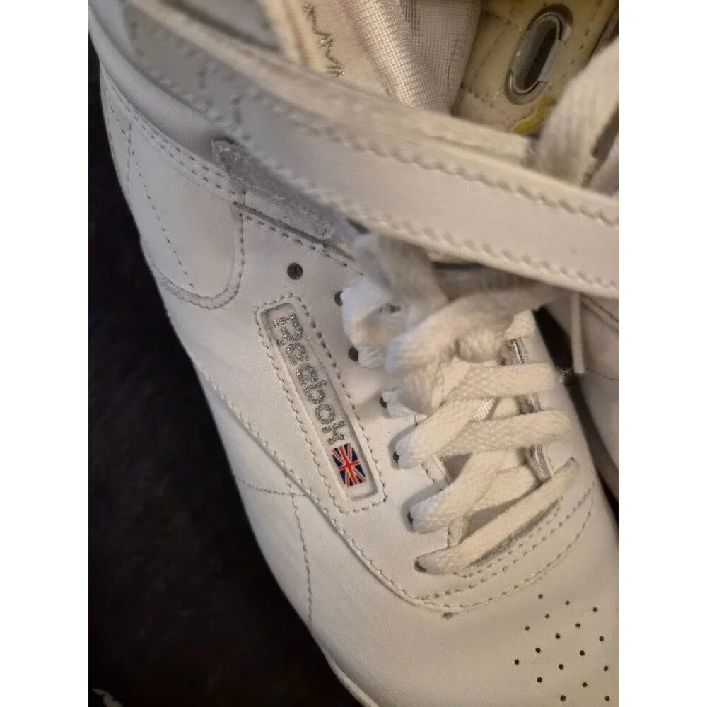 Reebok Classic High Top Shoes White Women’s Size 4.5 Good Condition!